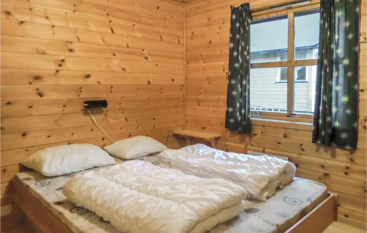 Amazing Home In Vallavik With House Sea View Vangsbygd Exterior foto